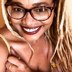 Meet your Posher, N'delamiko